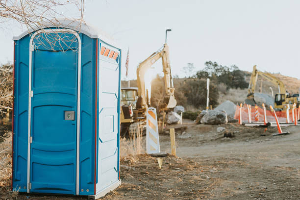 Best Best portable toilet rental  in Fowlerville, MI